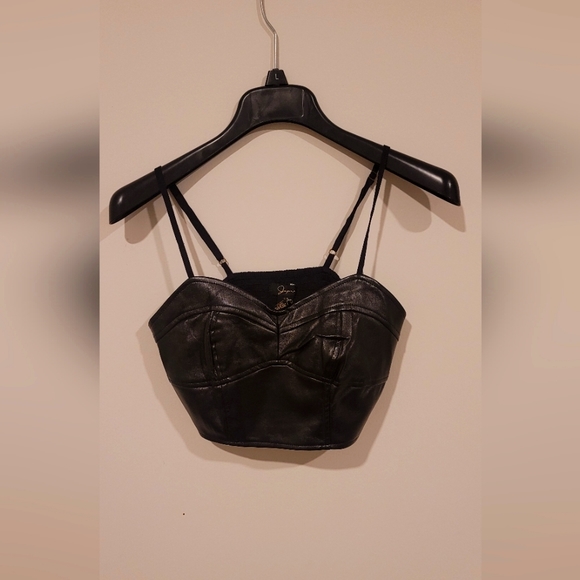 Japra Small size crop top Black - Picture 2 of 5
